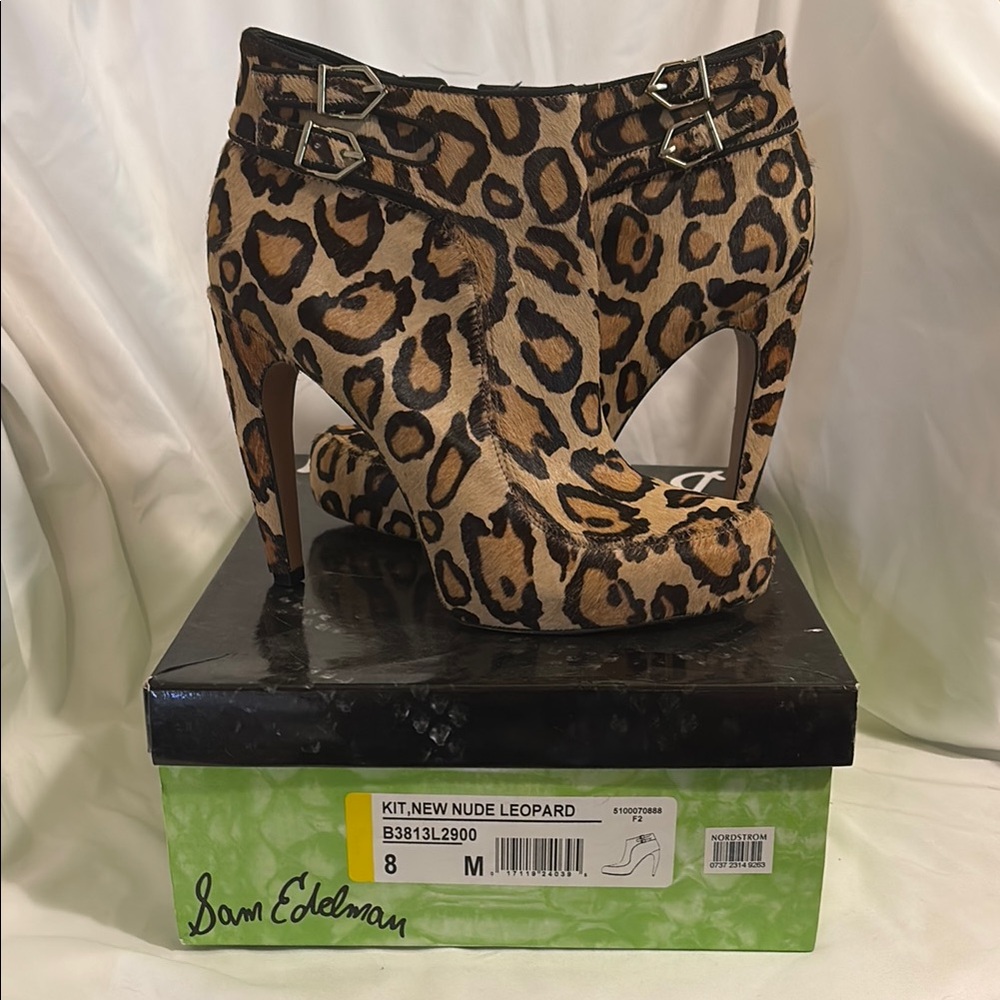 Sam Edelman leopard kitten Heels with Modern Silhouette